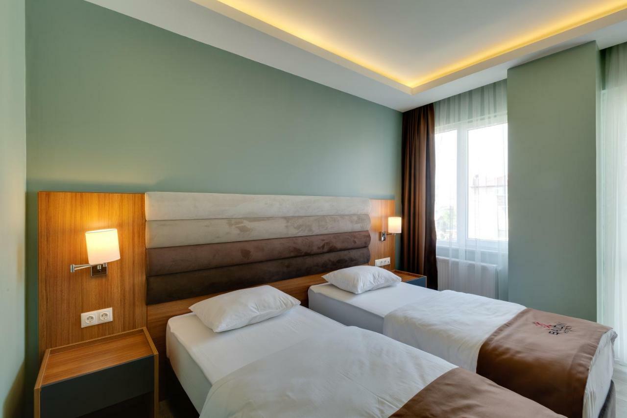 City Hotel باتومي المظهر الخارجي الصورة