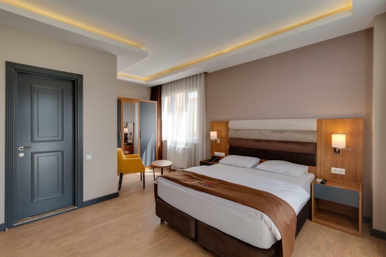 City Hotel باتومي المظهر الخارجي الصورة