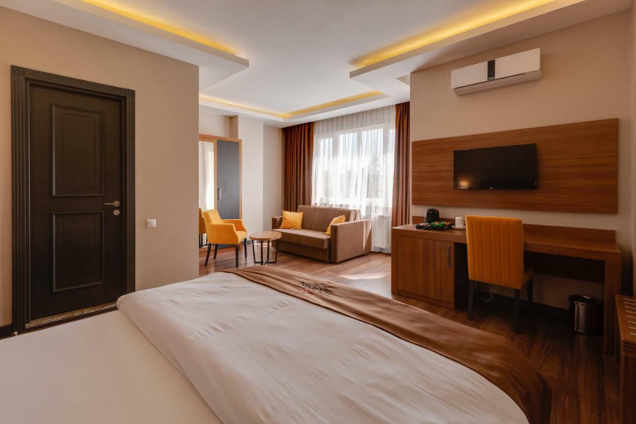 City Hotel باتومي المظهر الخارجي الصورة