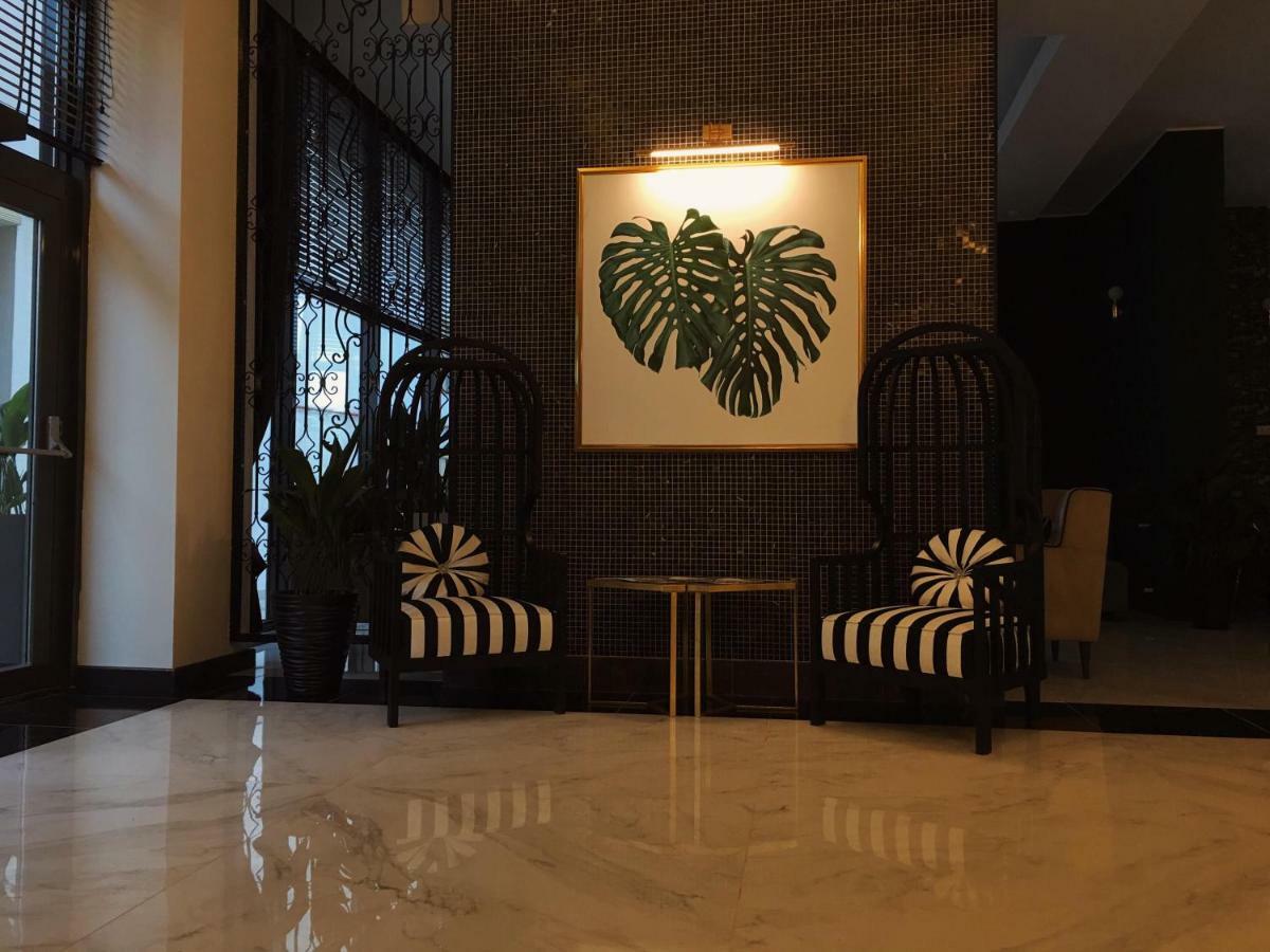 City Hotel باتومي المظهر الخارجي الصورة